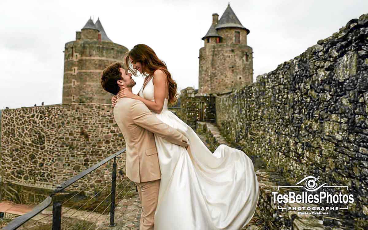 Photographe couple à Fougères – séance pré-mariage avec photographe de mariage