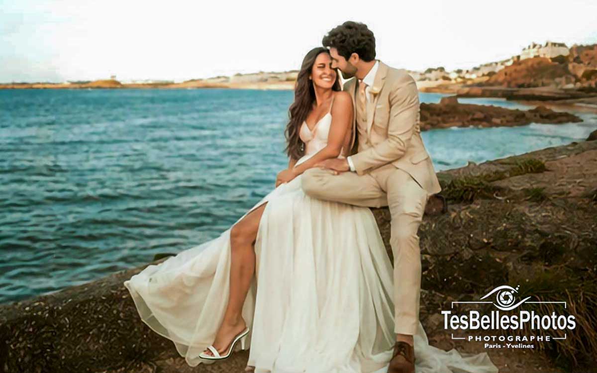Photographe mariage Saint-Lunaire – séance couple des mariés en bord de mer