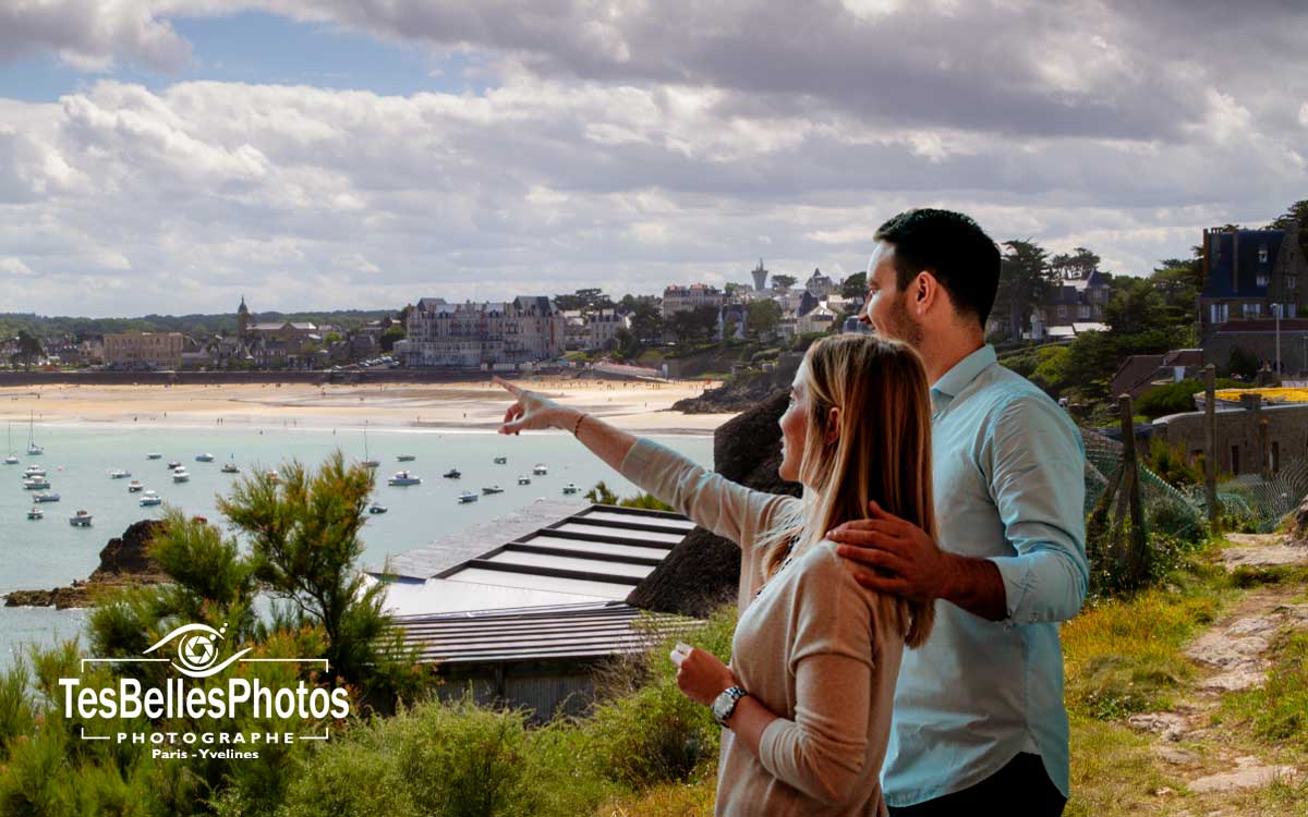 Photographe de couple à Dinard – séance photo lifestyle et élégante à Saint-Lunaire, dans l'Ille‑et‑Vilaine